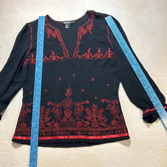 DKNY top - Picture 4 of 6